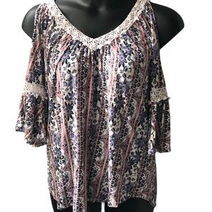 🌻2/$25 Always Indigo Cold Shoulder Top Size 1X